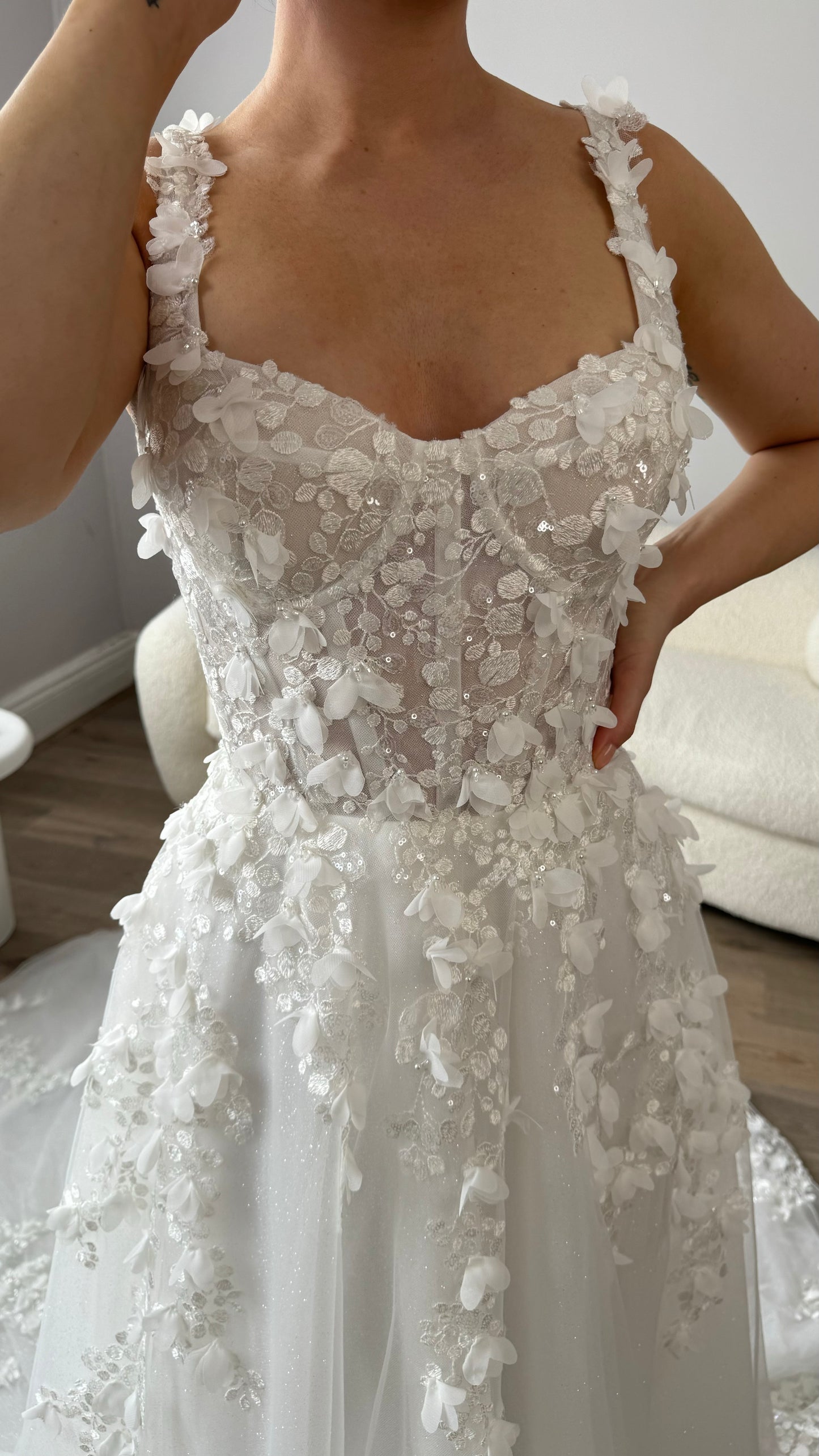 Willow (Size 16)