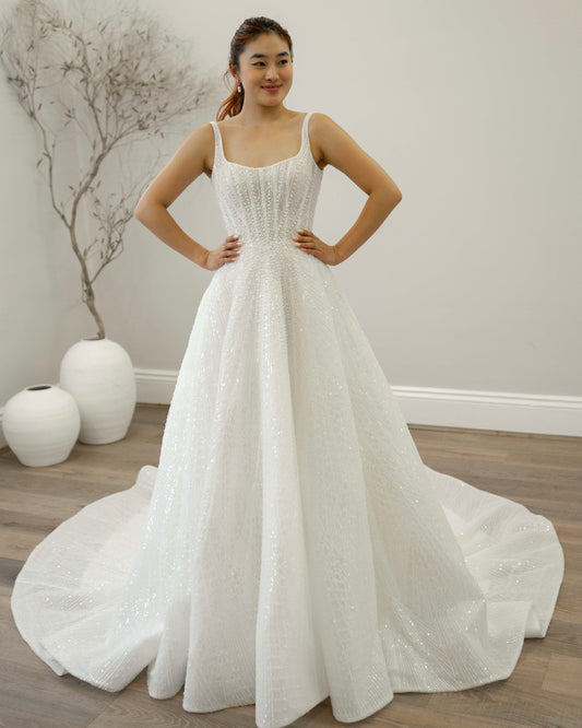 Myka (Size 16)