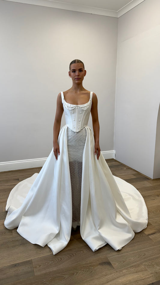 Antoinette Set (Size 10)