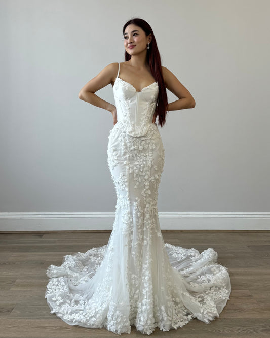 Aliyah (Size 10)