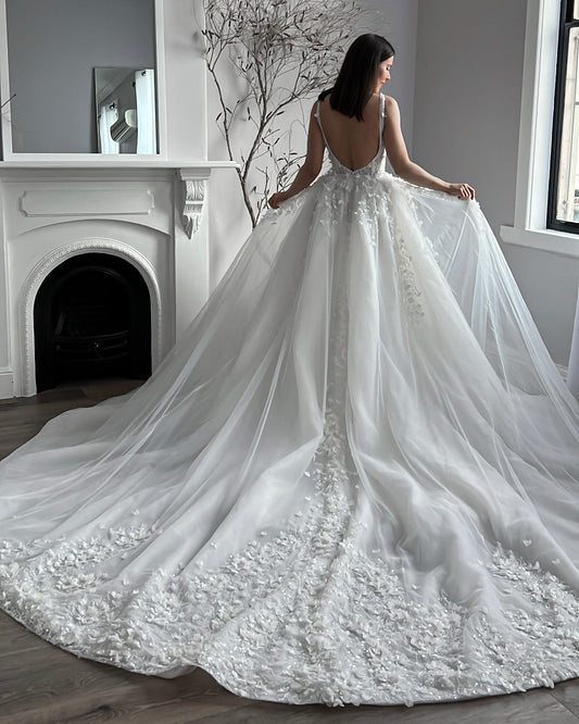 Amberley Full Overskirt (Size 10)